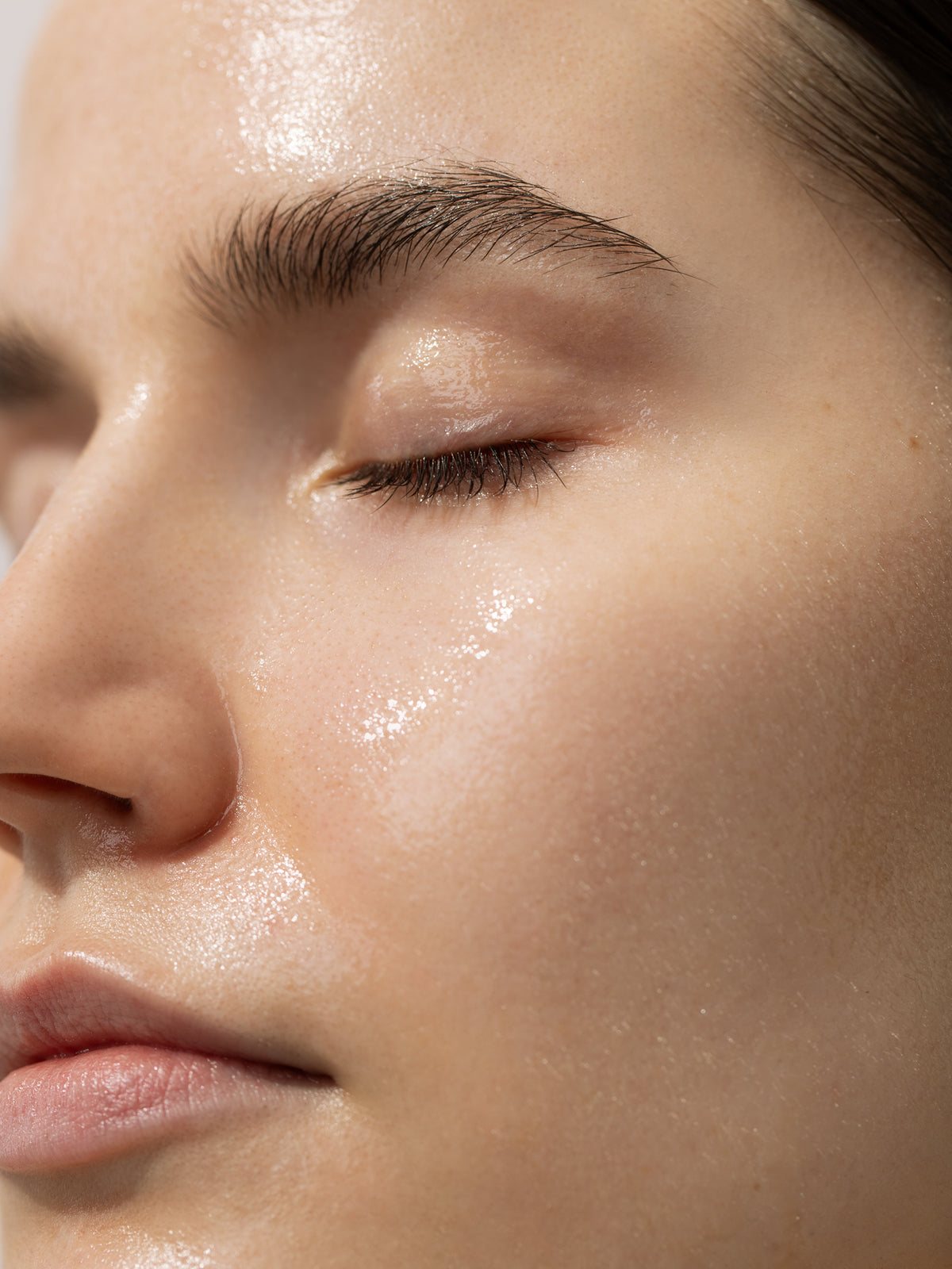 Yin Your Skin SUMU Transformative Facial Mist - Hydrating, brightening face mist with orange blossom & green tea