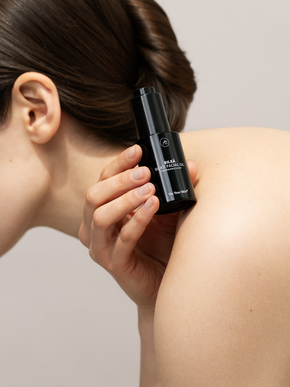 Yin Your Skin SILEÄ Facial Oil - Soothing, aromatherapeutic oil for hydration & barrier support