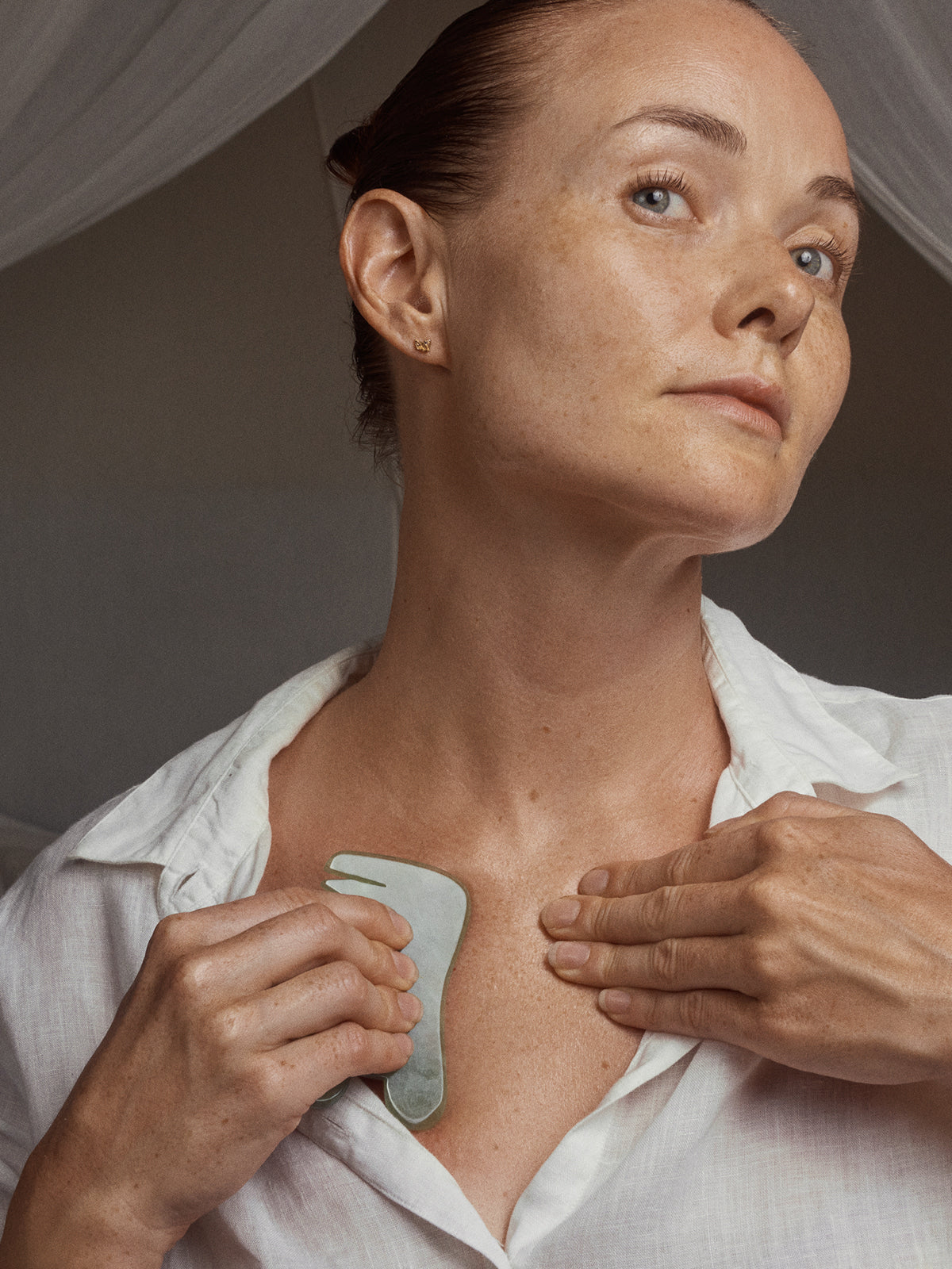 Yin Your Skin LOVI Gua Sha Comb - Full-body tension-relieving tool with a sculpting notch